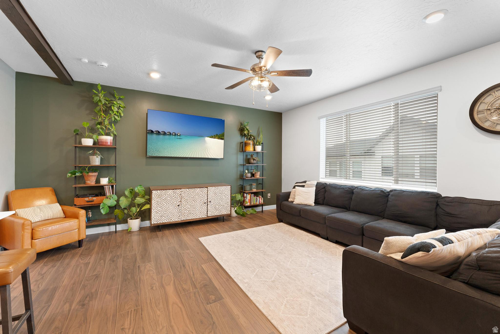 933 W LUCKY CLOVER DR Saratoga Springs, UT 84045