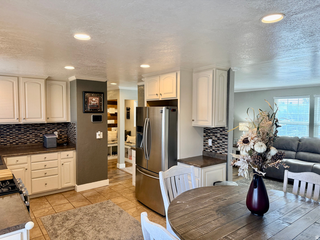 1886 W BEN AIR DR Taylorsville, UT 84129