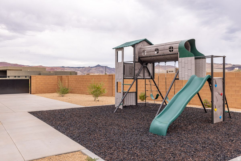 4862 N SAND COVE CIR St George, UT 84770