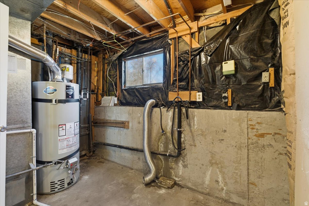 6635 S SOMERSET DR West Jordan, UT 84084