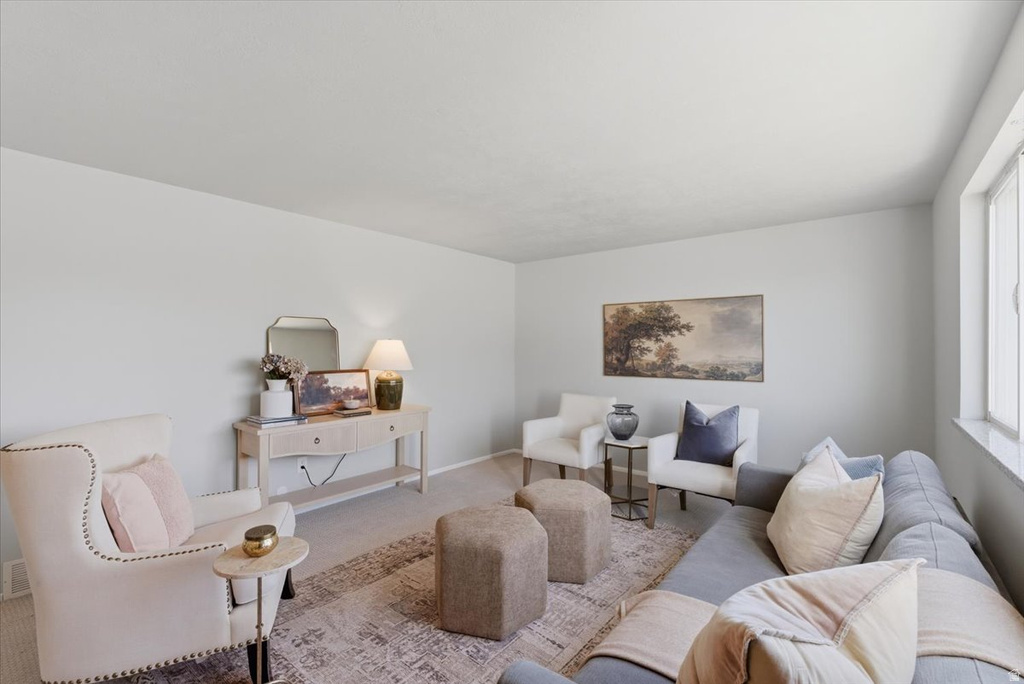 6635 S SOMERSET DR West Jordan, UT 84084