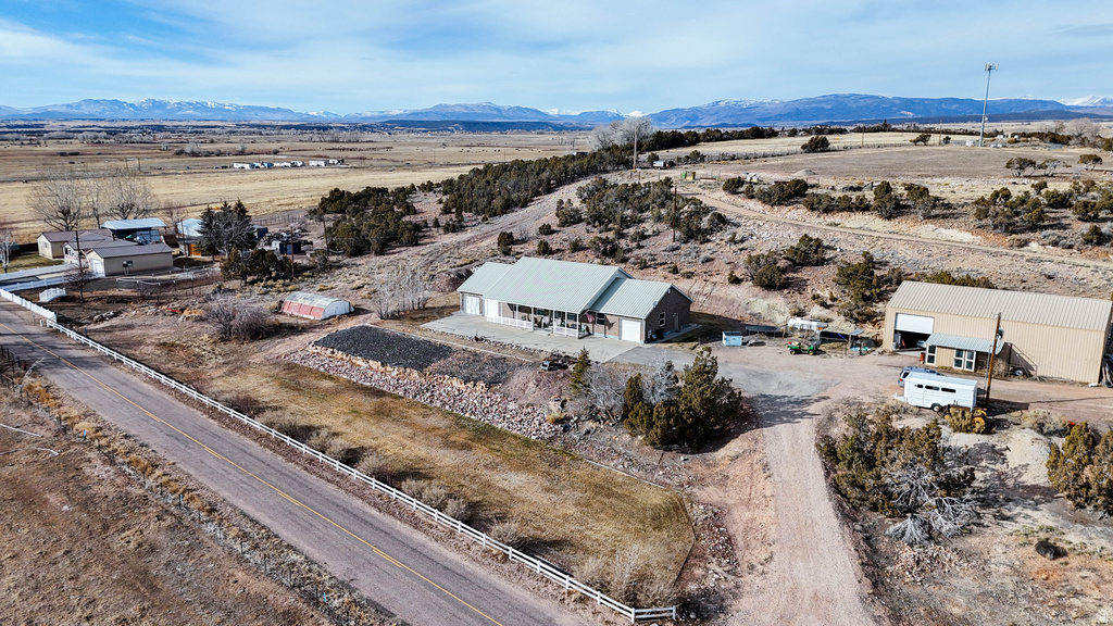 15686 W 4500 N Altamont, UT 84001