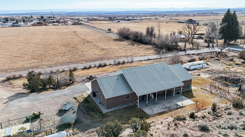 15686 W 4500 N Altamont, UT 84001