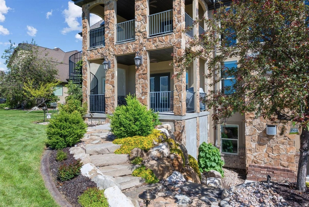 1767 S CENTENNIAL BLVD Saratoga Springs, UT 84045