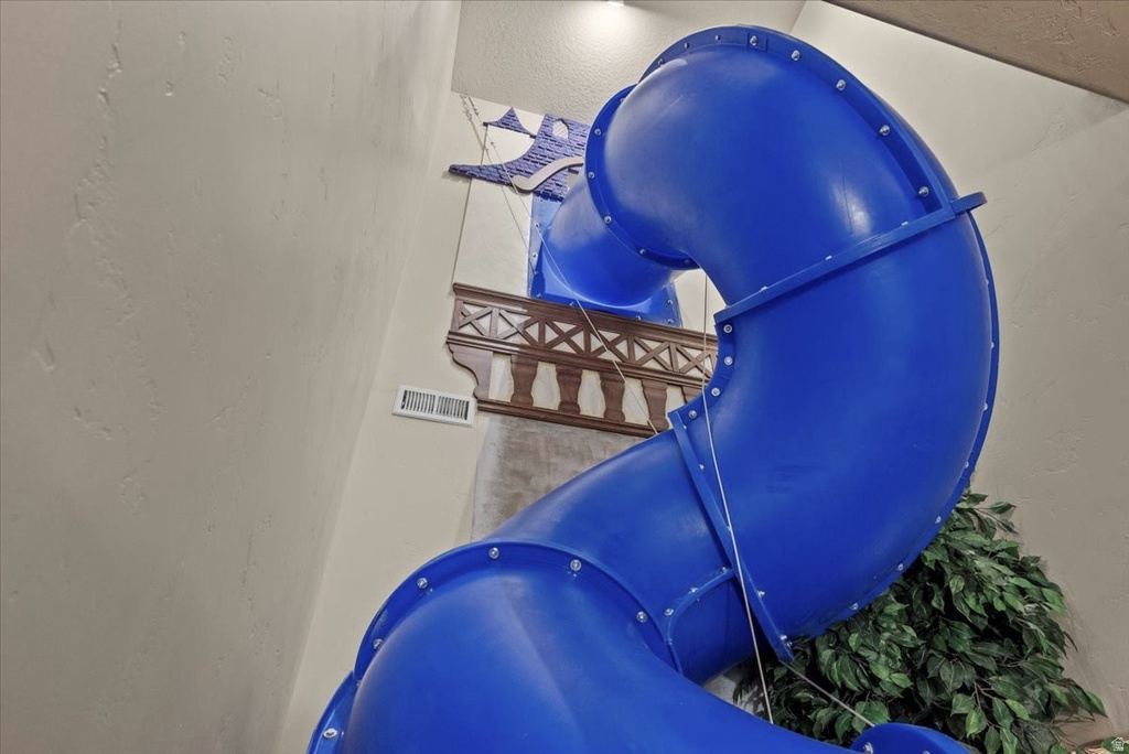 1767 S CENTENNIAL BLVD Saratoga Springs, UT 84045