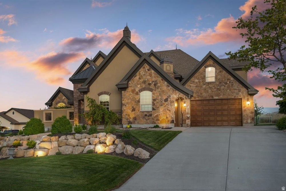 1767 S CENTENNIAL BLVD Saratoga Springs, UT 84045