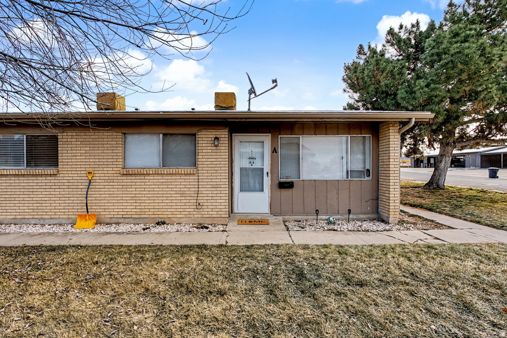 52 W 1425 N Sunset, UT 84015