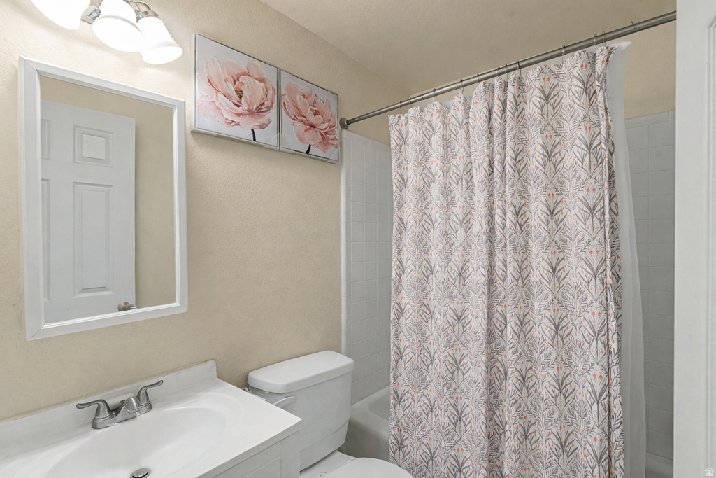 52 W 1425 N Sunset, UT 84015