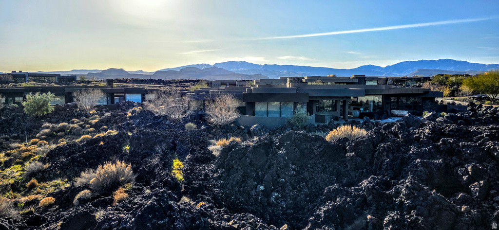 2427  TACHEENE DR St. George, UT 84770