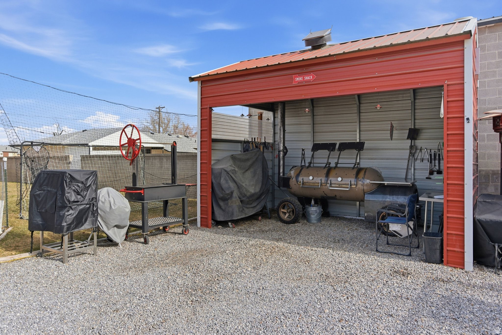 2329 W MYERS LN Riverton, UT 84065