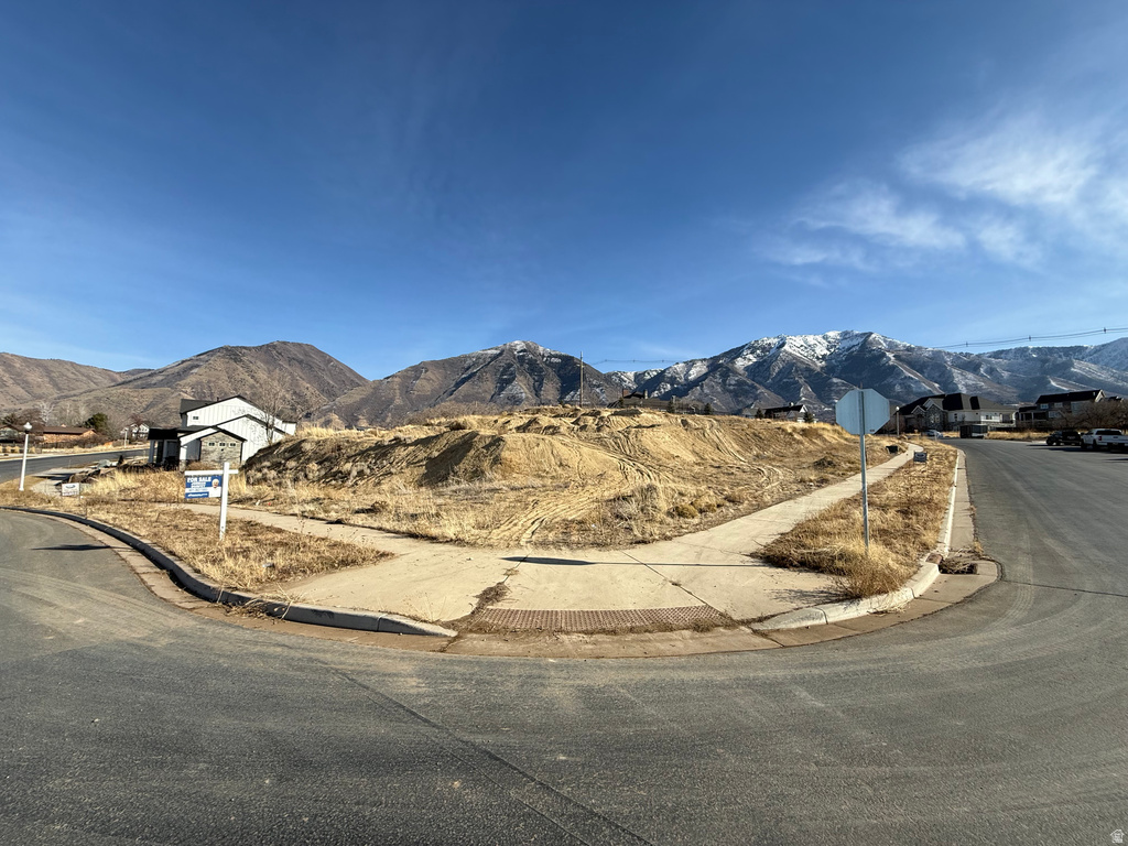 1343 S 370 E Salem, UT 84653