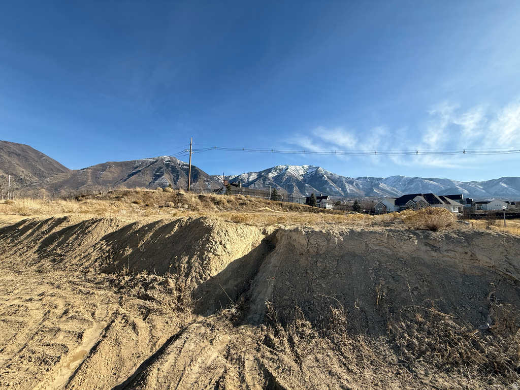 1343 S 370 E Salem, UT 84653