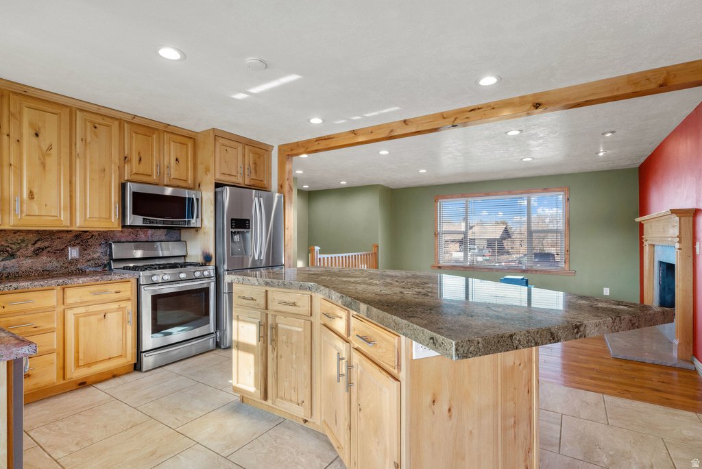 6479 W KINGS DR West Valley City, UT 84128