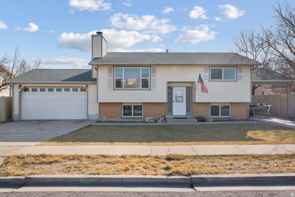 6479 W KINGS DR West Valley City, UT 84128
