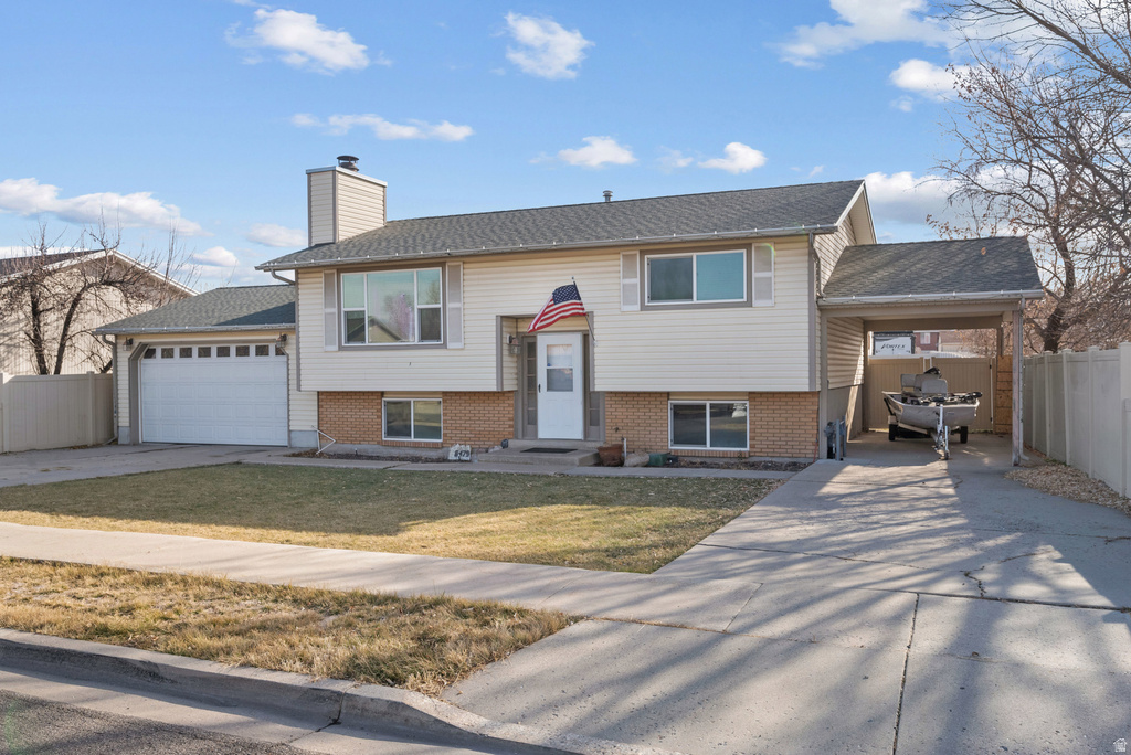 6479 W KINGS DR West Valley City, UT 84128