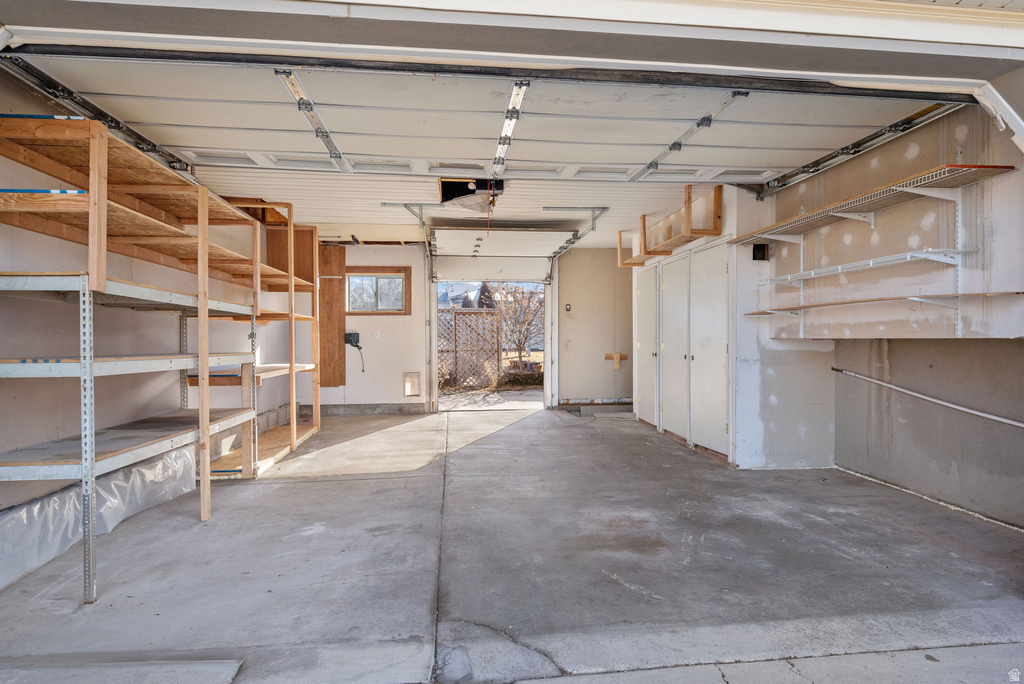 6479 W KINGS DR West Valley City, UT 84128