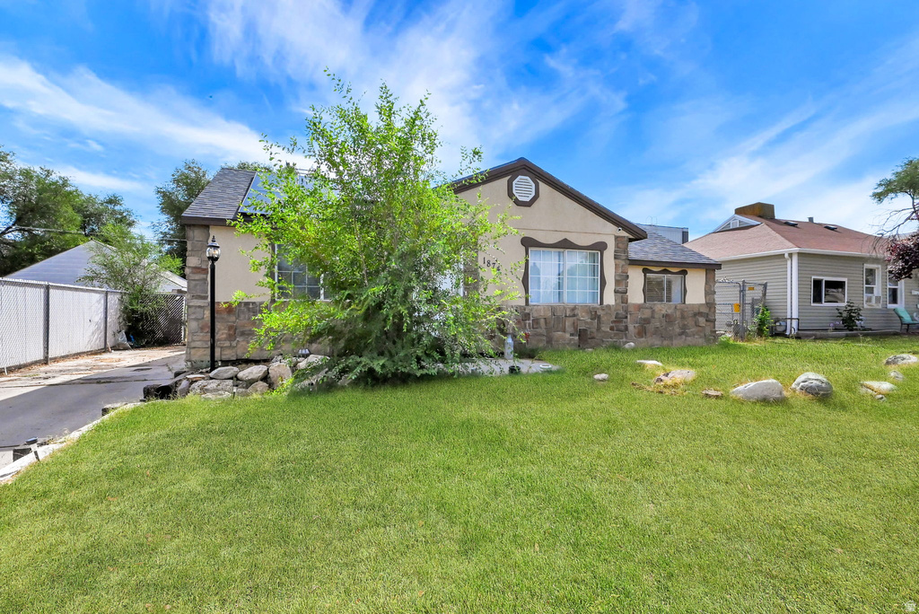 1874 N 75 W Sunset, UT 84015