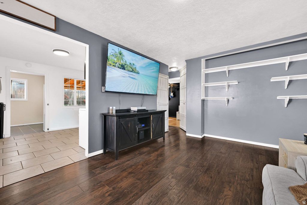 1874 N 75 W Sunset, UT 84015