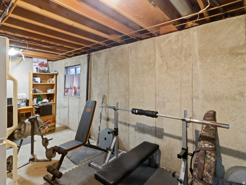 1125 W 700 N Clearfield, UT 84015