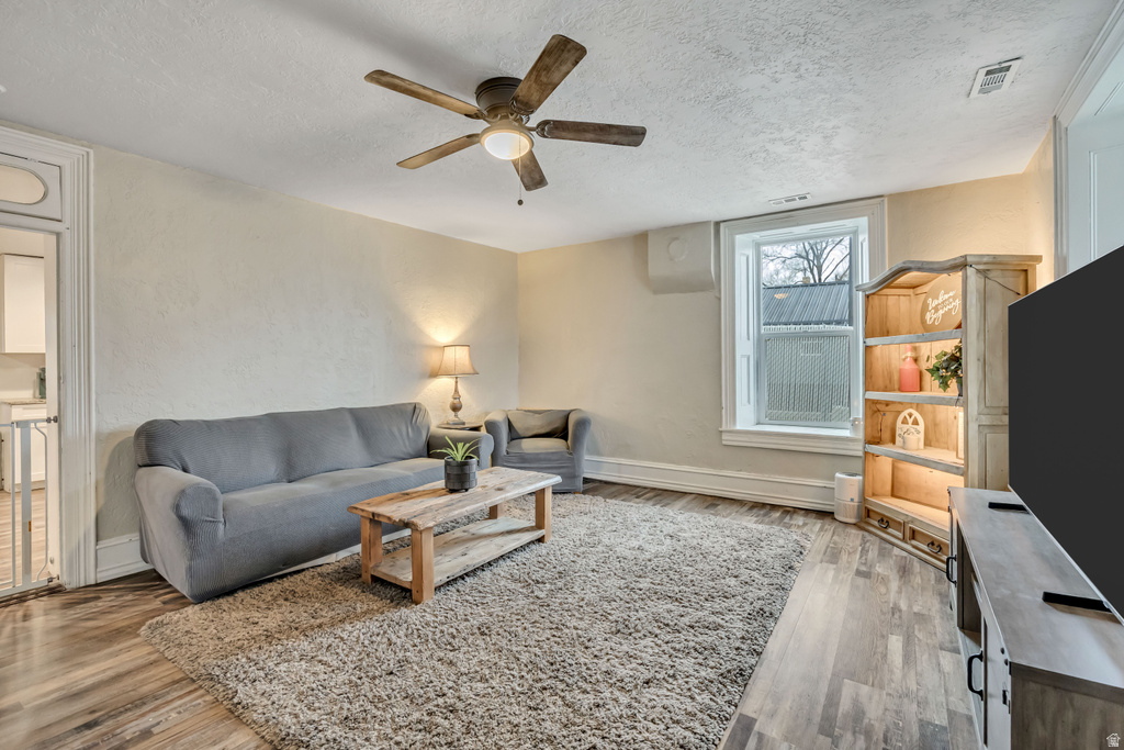 50 N MAIN ST Willard, UT 84340