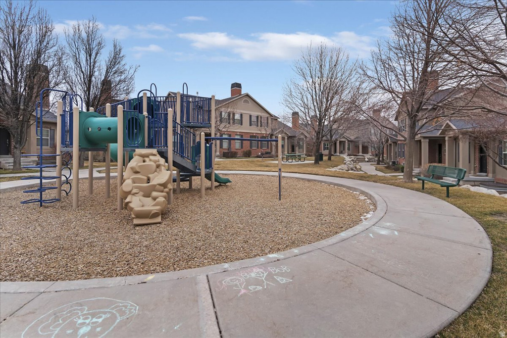 173 E FOREHAND LN Lehi, UT 84043