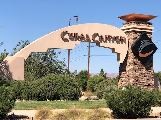 2948 E SLICK ROCK RD Washington, UT 84780