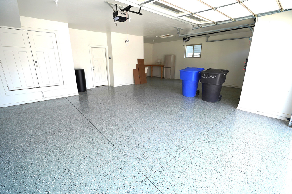 759 W FOX MEADOW DR Pleasant View, UT 84414