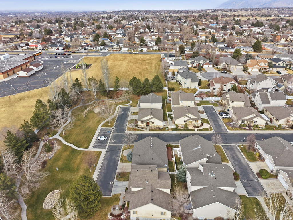 11341 S SILVER BUCKLE WAY Sandy, UT 84092