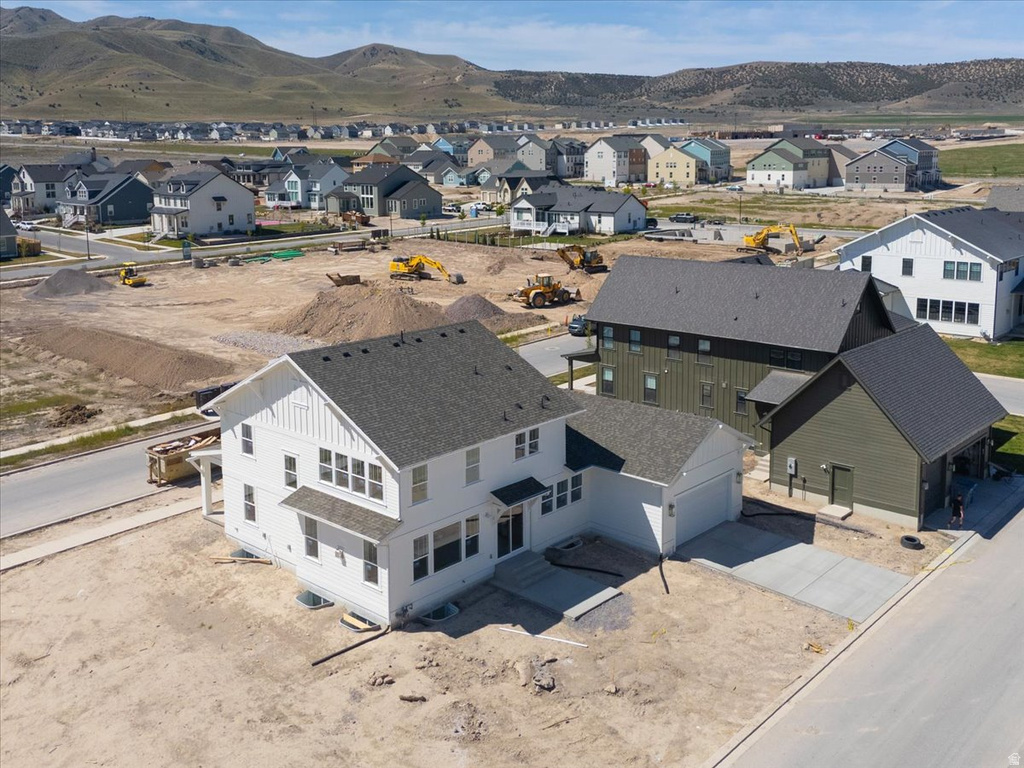 822 W CAROLINE DR #214 Saratoga Springs, UT 84045