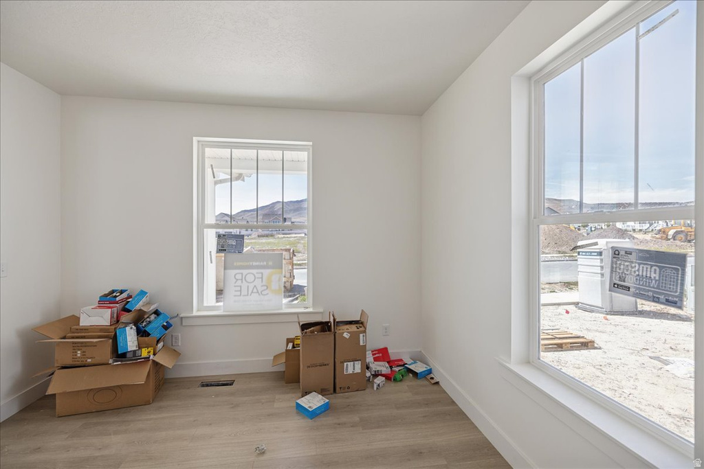 822 W CAROLINE DR #214 Saratoga Springs, UT 84045