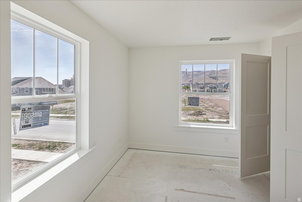 822 W CAROLINE DR #214 Saratoga Springs, UT 84045
