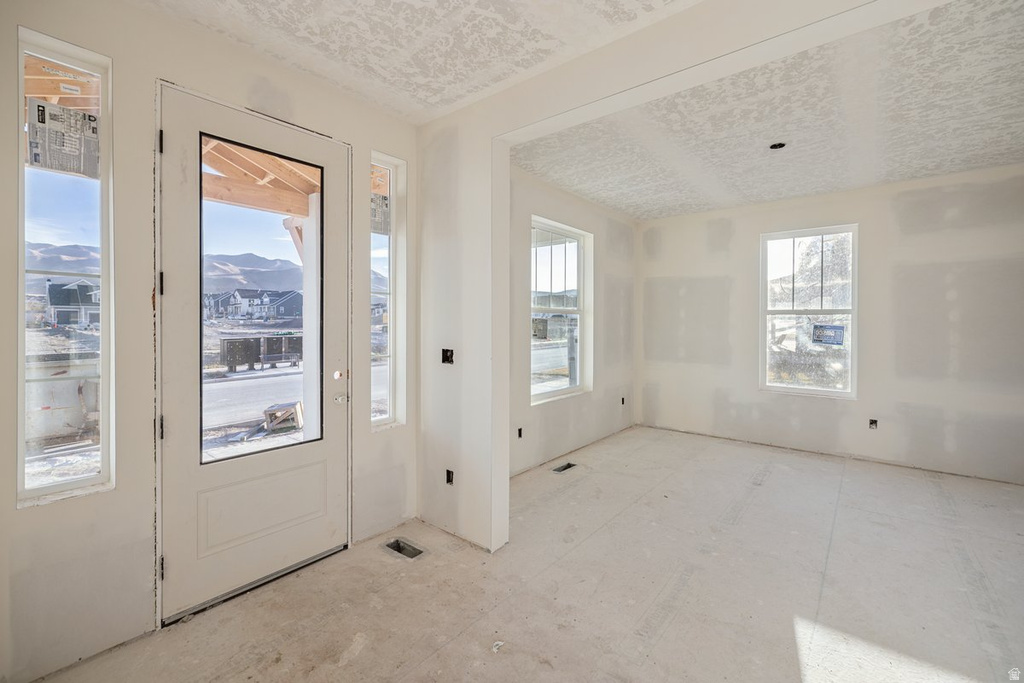 822 W CAROLINE DR #214 Saratoga Springs, UT 84045