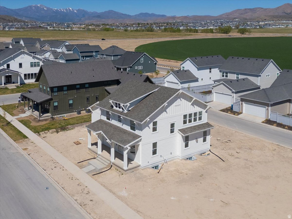 822 W CAROLINE DR #214 Saratoga Springs, UT 84045
