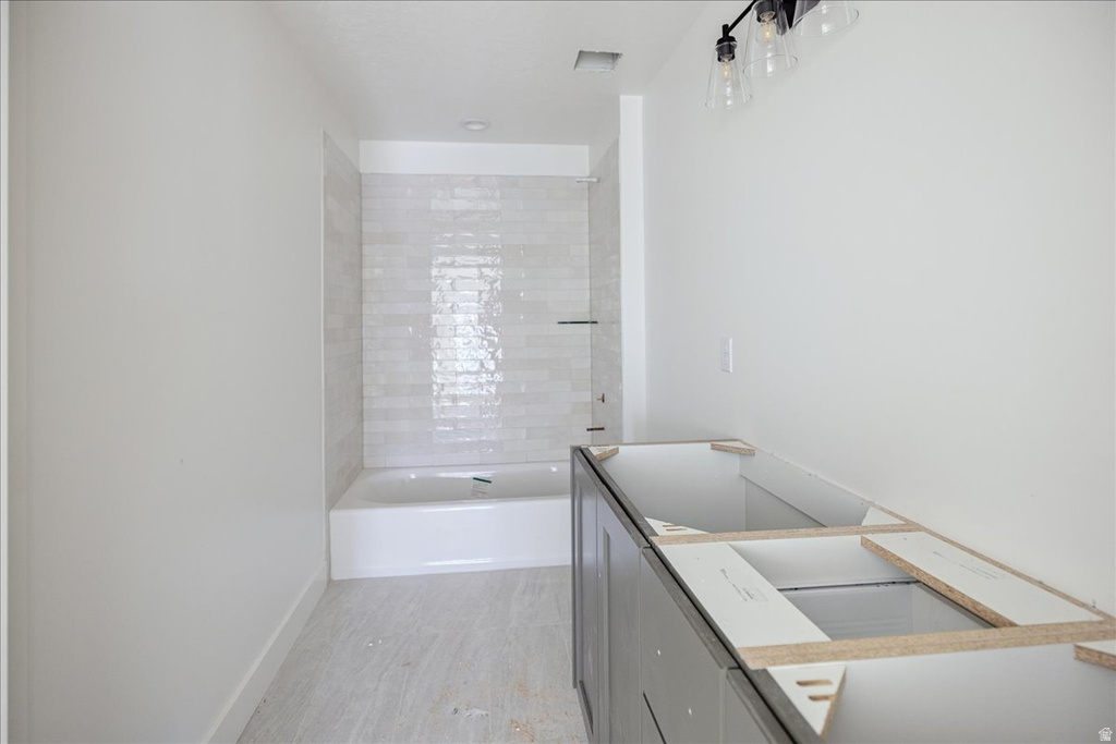 822 W CAROLINE DR #214 Saratoga Springs, UT 84045