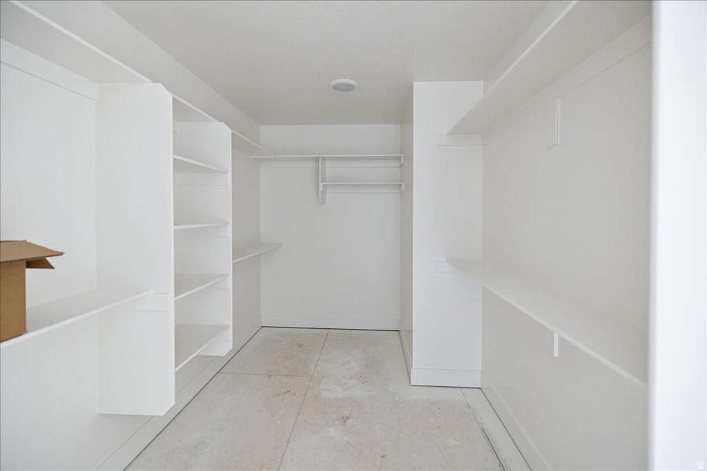 822 W CAROLINE DR #214 Saratoga Springs, UT 84045
