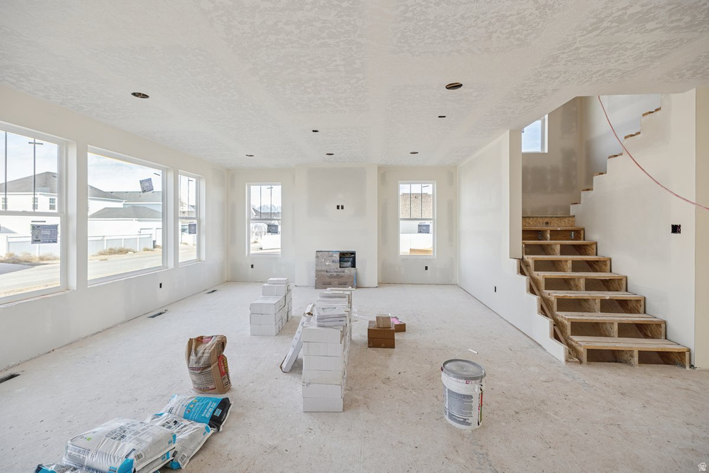 822 W CAROLINE DR #214 Saratoga Springs, UT 84045