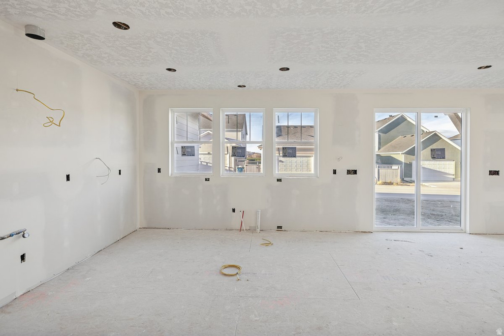 822 W CAROLINE DR #214 Saratoga Springs, UT 84045