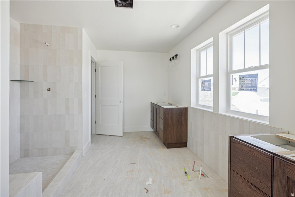 822 W CAROLINE DR #214 Saratoga Springs, UT 84045