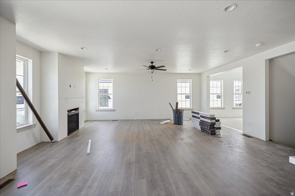 858 CAROLINE W DR photo 5