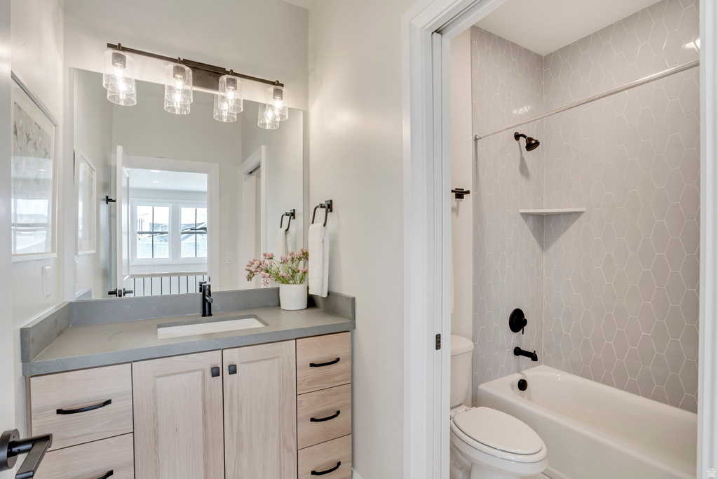 858 CAROLINE DR #211 Saratoga Springs, UT 84045