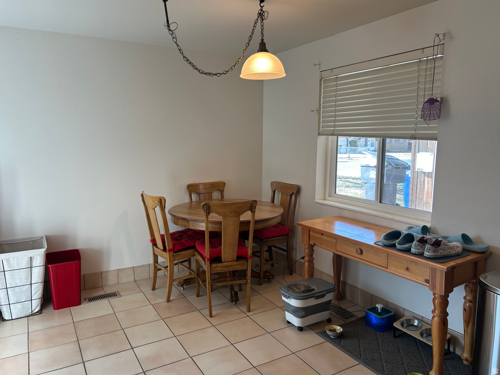 1107 E SERPENTINE WAY Sandy, UT 84094