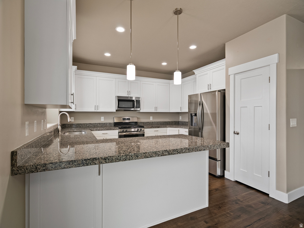 5108 N STRATFORD DR Stansbury Park, UT 84074