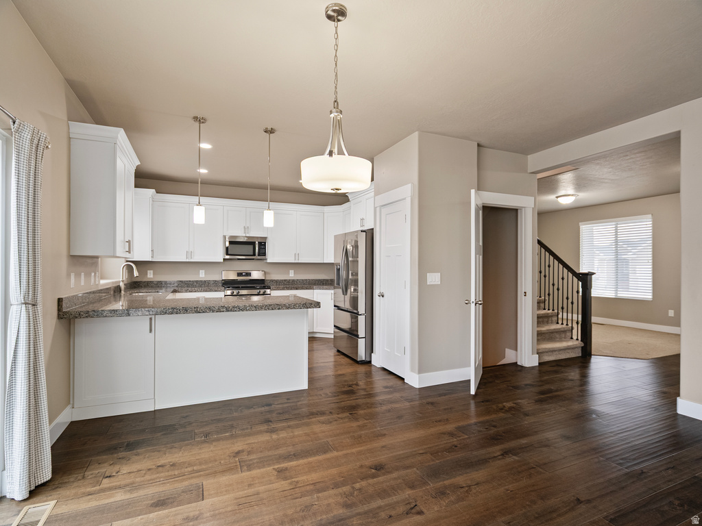 5108 N STRATFORD DR Stansbury Park, UT 84074