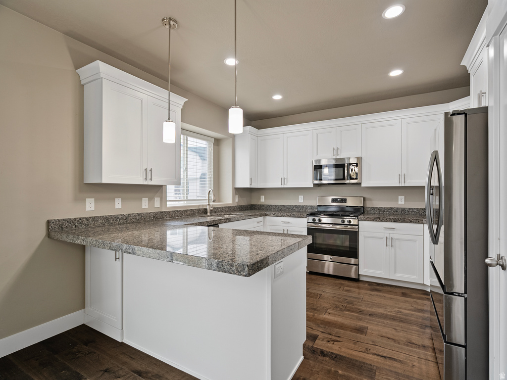 5108 N STRATFORD DR Stansbury Park, UT 84074