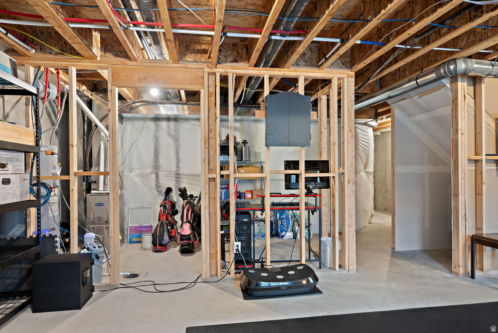 768 N OLD FORT DR Spanish Fork, UT 84660