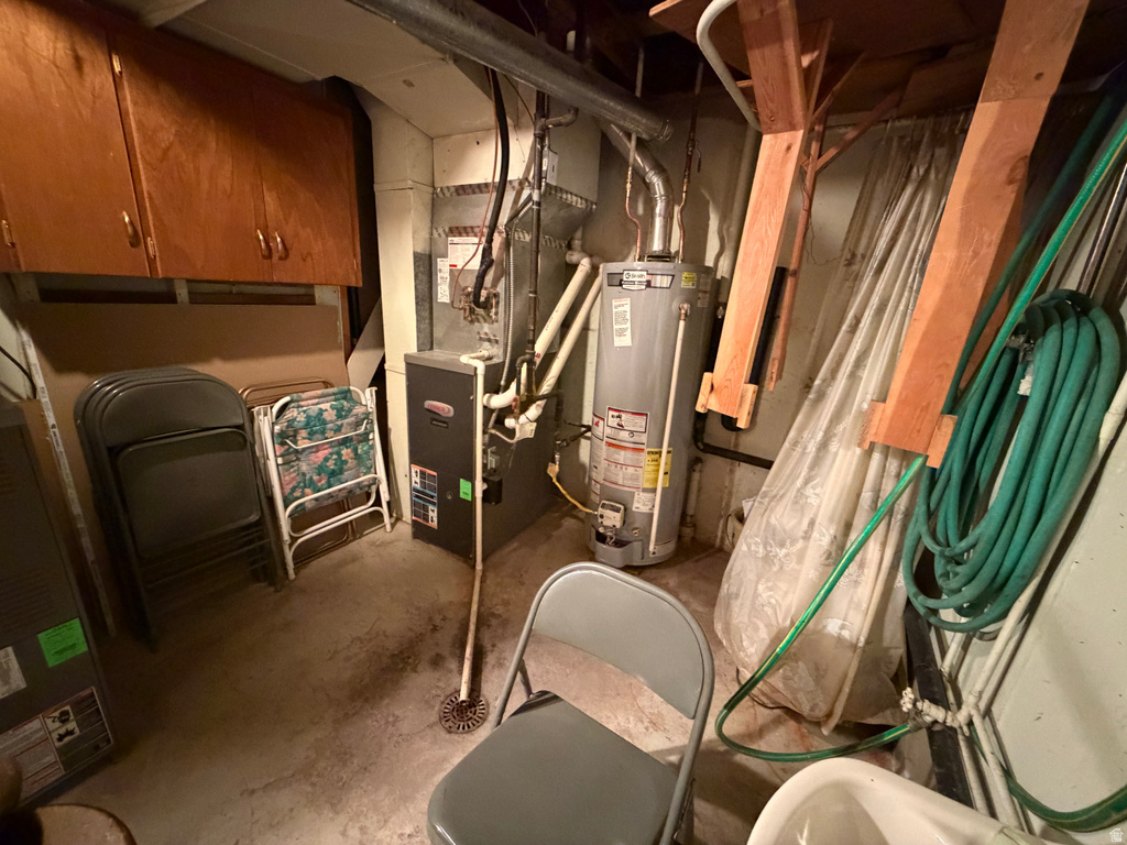 2550 S PEACH ST Perry, UT 84302