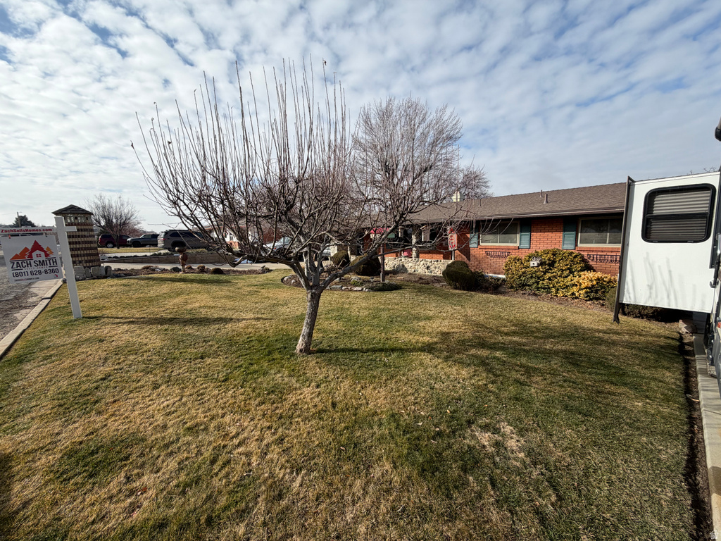 2550 S PEACH ST Perry, UT 84302