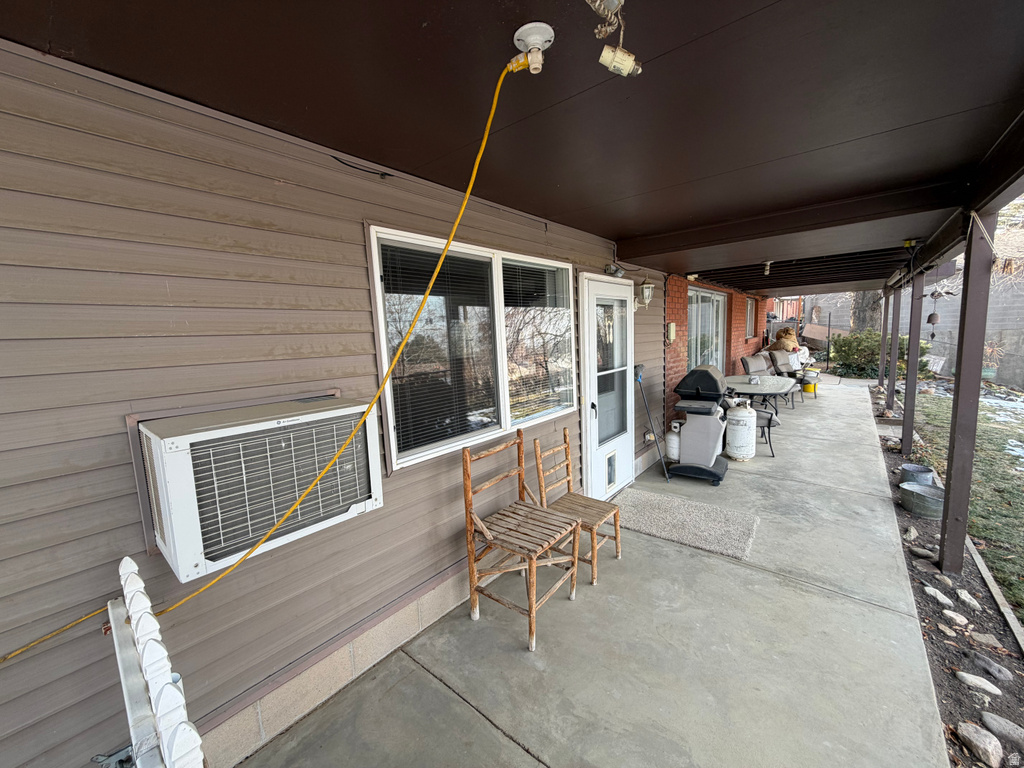 2550 S PEACH ST Perry, UT 84302