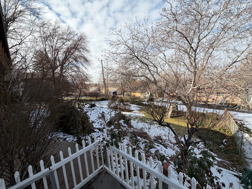 2550 S PEACH ST Perry, UT 84302