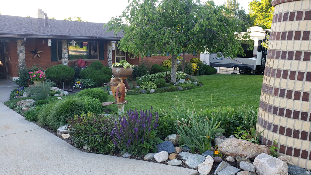 2550 S PEACH ST Perry, UT 84302